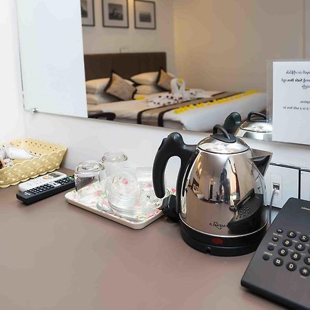 High Five Hotel Yangon Ngoại thất bức ảnh
