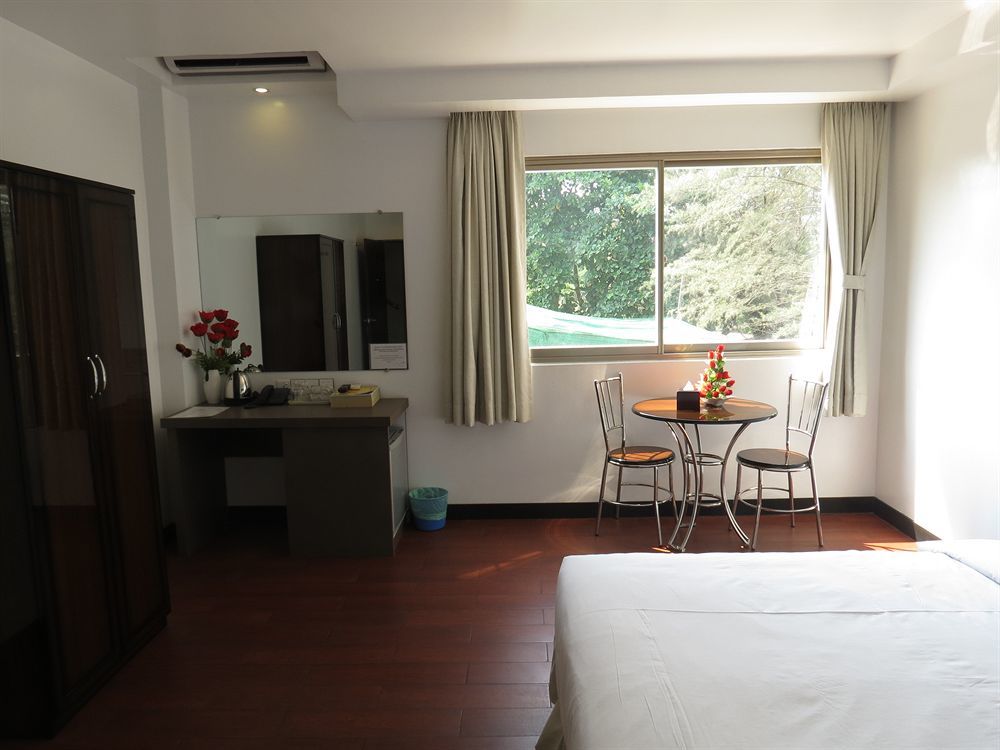 High Five Hotel Yangon Ngoại thất bức ảnh