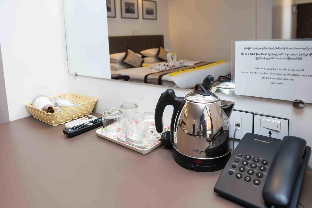 High Five Hotel Yangon Ngoại thất bức ảnh