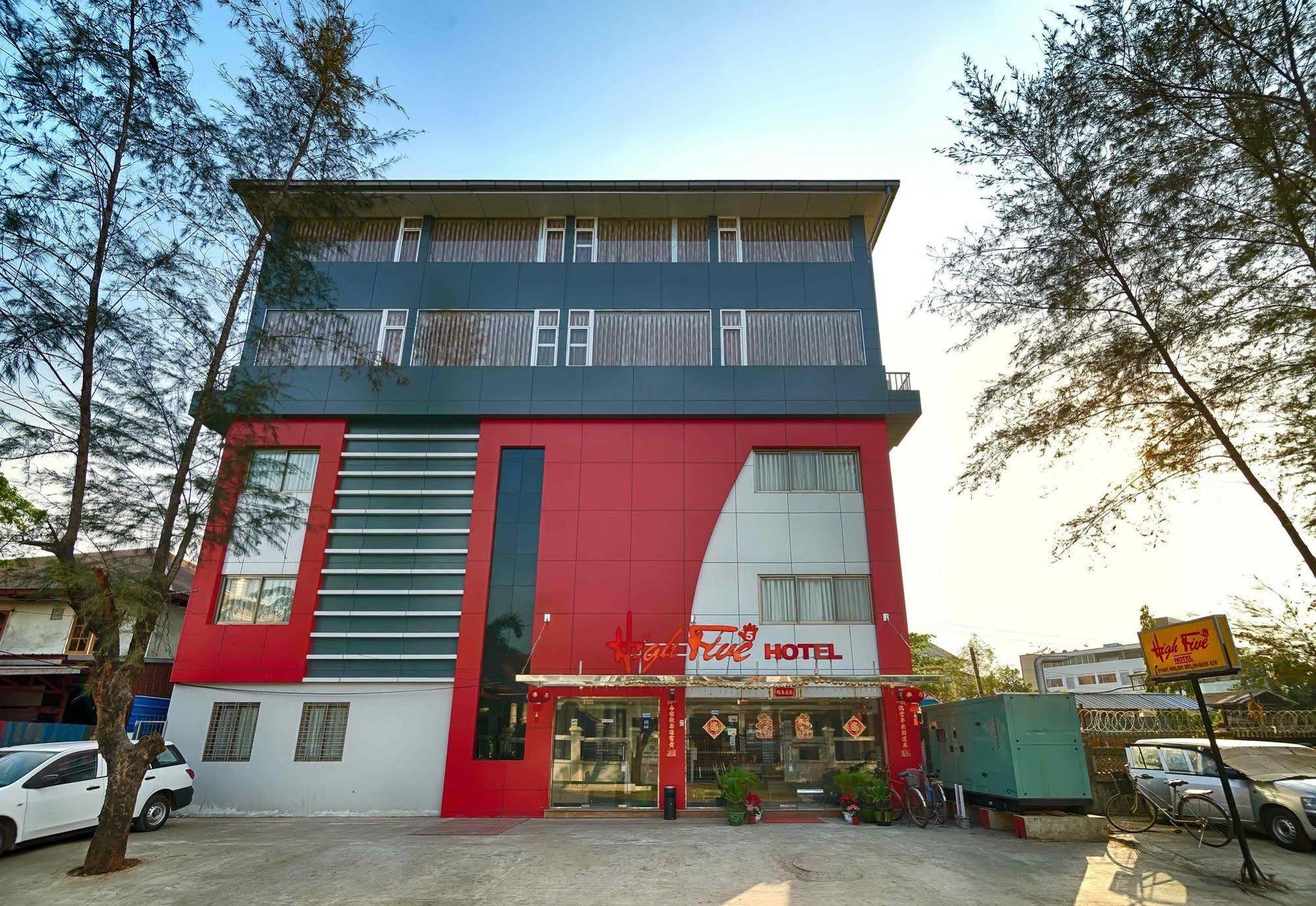 High Five Hotel Yangon Ngoại thất bức ảnh
