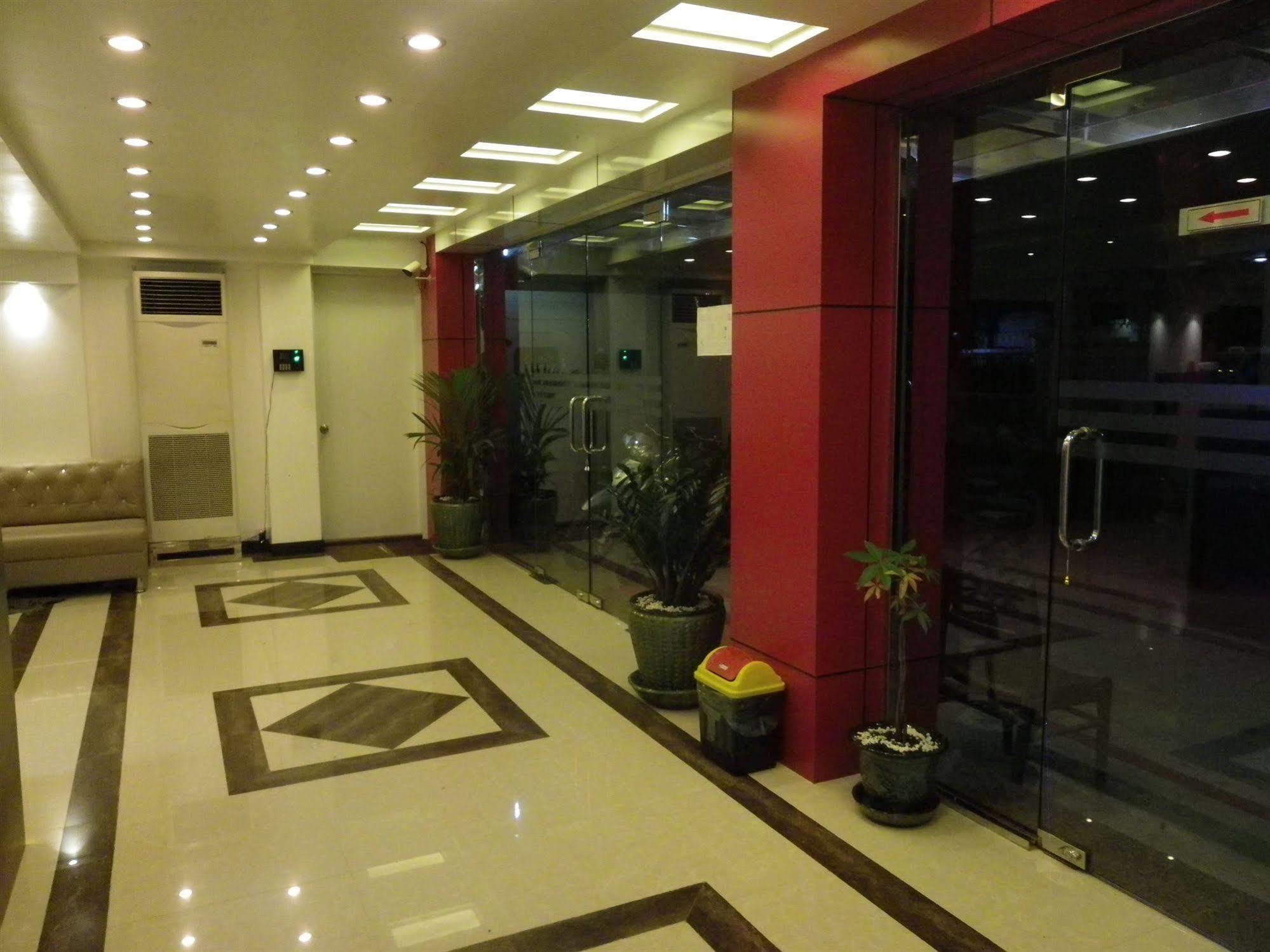 High Five Hotel Yangon Ngoại thất bức ảnh